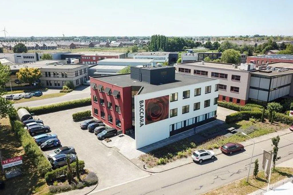 Baccara-gebouw, bezoeklocatie in Waddinxveen